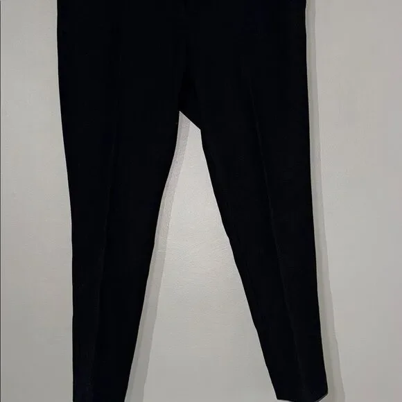 Ann Taylor Black Dress Pants with Tailored Silhouette - Picture 4 of 8